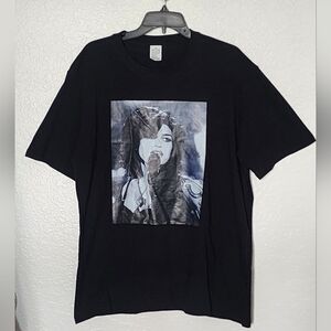 Amy Winehouse Photo New Unisex Black & White Graphic T-Shirt.  Size XL